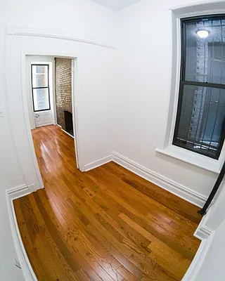 Rented by Roselyn  Fortuna LLC | media 14