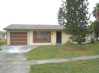 8273 Cascadas Ave, North Port, FL 34287
