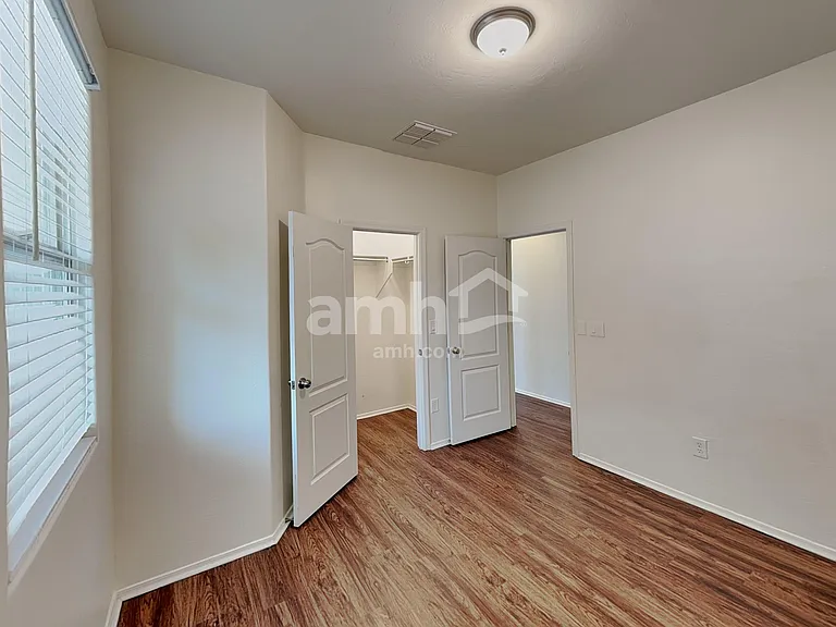 12659 N Maize Dr — Photo 13