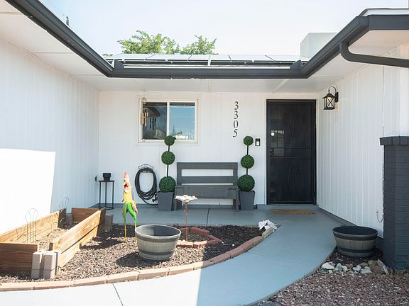 4th image of 3305 Reina Ct NE