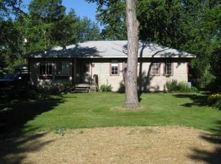 5821 Wright Dr, Troy, MI 48098