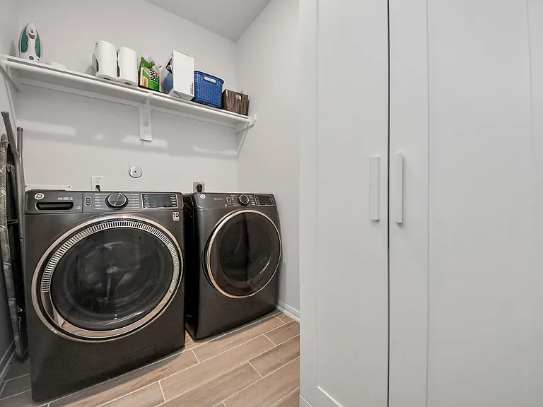 1614 Sequoia Run Dr — Photo 39