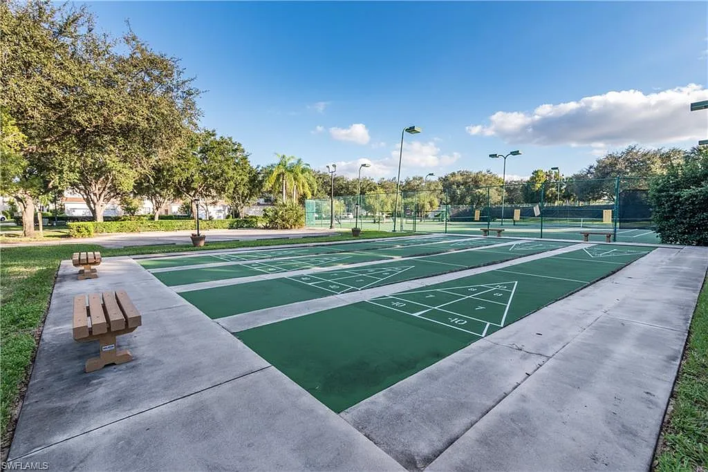 Bermuda Park — Photo 3