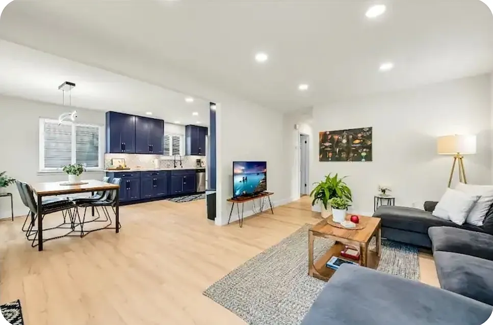4 bed, 1215 sqft, $5,000 — Photo 1