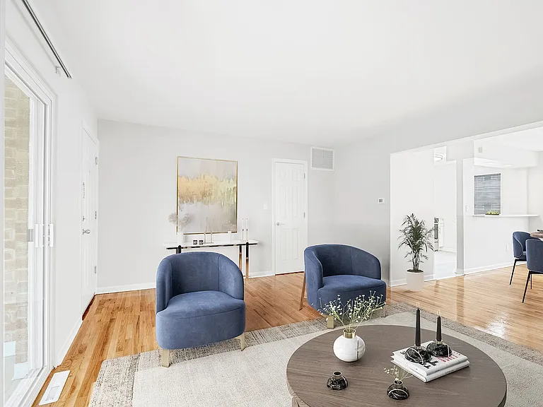 Eagle Rock Apartments at North Plainfield — Photo 4