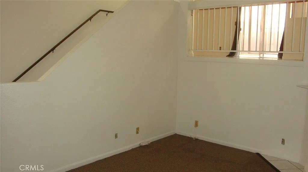 2 bed, 1458 sqft, $3,300 — Photo 4