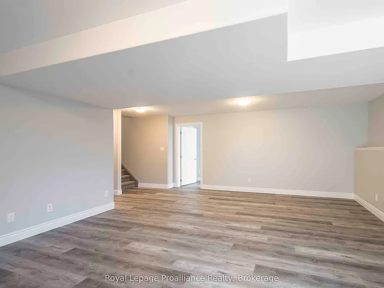 36 Rabbit Rd — Photo 19