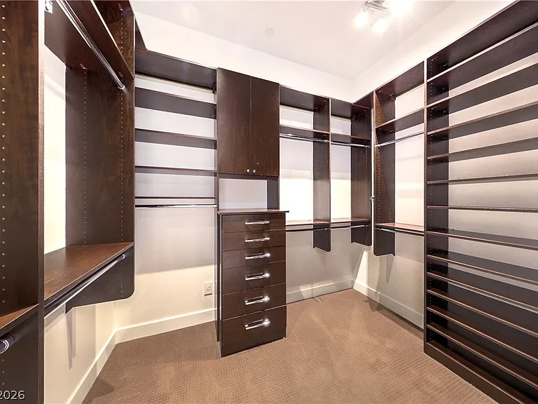 1501 Foothills Village Dr — Photo 42
