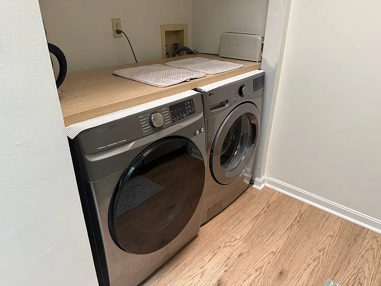 In-unit laundry