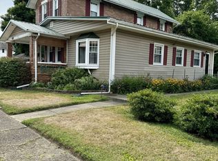419 W Washington St, Nelsonville, OH 45764