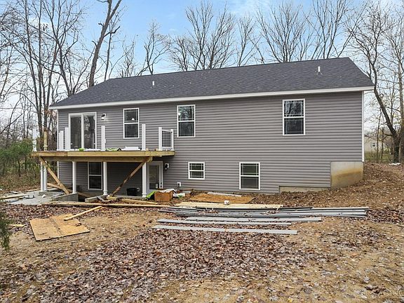 5th image of 121 Seminole Dr