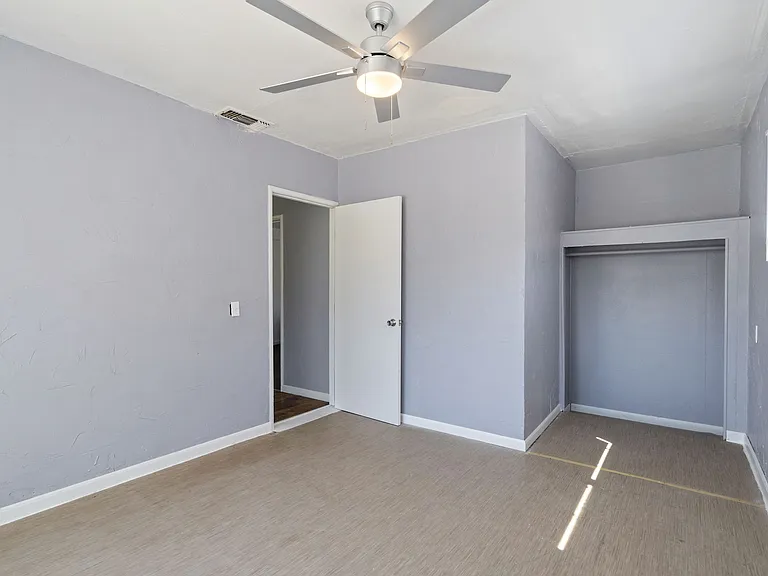 1114 Martin Ave — Photo 13
