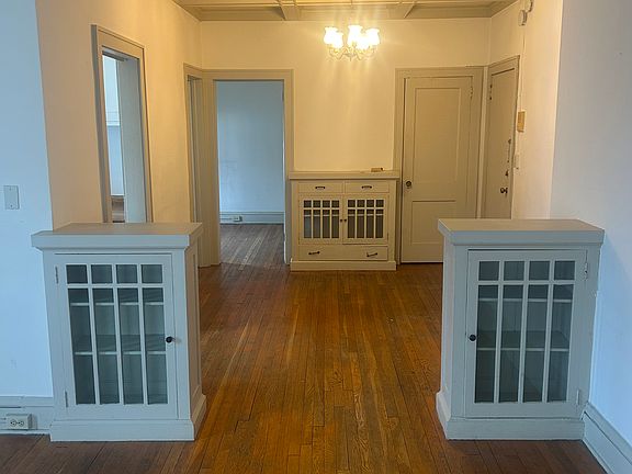 2nd image of 3150 Girard Ave S APT 206