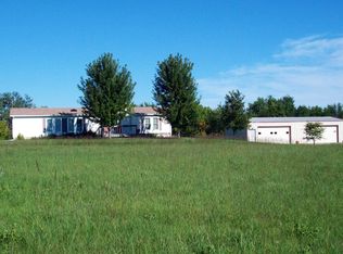 8900 SE Berryton Rd, Berryton, KS 66409