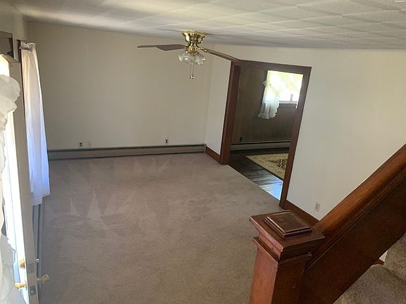 2nd image of 1806 Meighen Ave