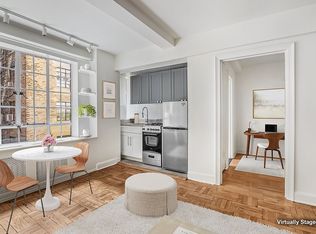 140 E 40th St APT 3G, Manhattan, NY 10016
