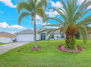 4141 NE 22nd Place Cpe, Coral, FL 33909