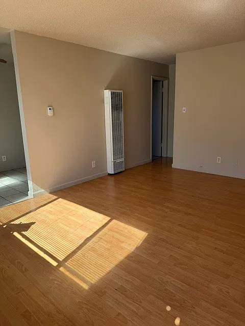 Spacious 2 Bedroom Downstairs Unit — Photo 3