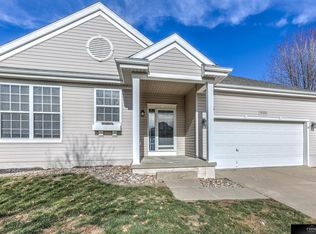 16414 Burdette Cir, Omaha, NE 68116