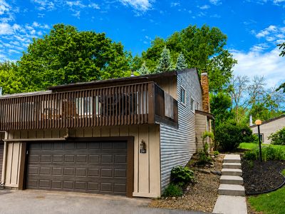 241 River Woods Ln, Burnsville, MN, 55337