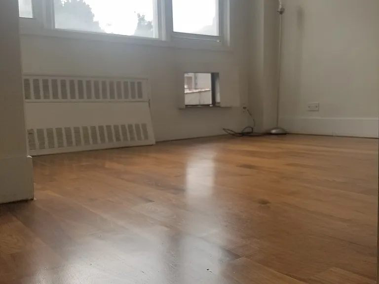 200 E 30th St #8B — Photo 3