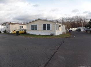 11 Apache Rd, East Hartford, CT 06118