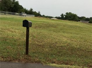 819 W Foster Rd, Guthrie, OK 73044