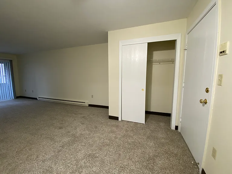 Sunset Ridge Apartments — Photo 74