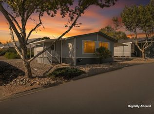 977 Tuberose Trl, Redding, CA 96003