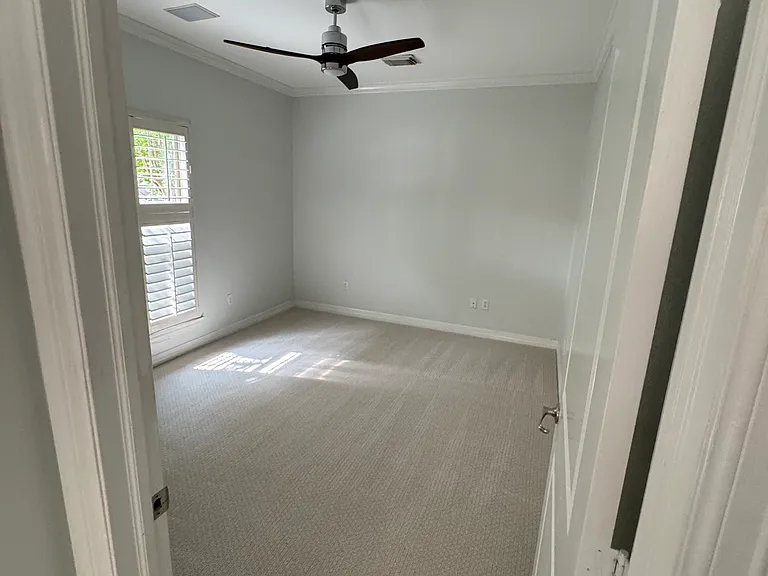 2810 Helena St — Photo 10