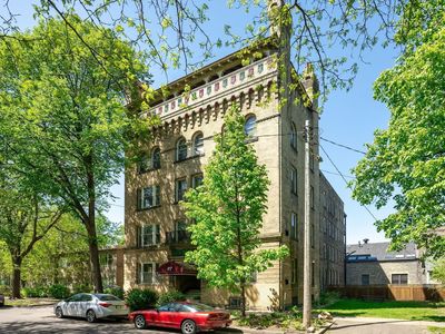 117 Mackubin St APT 2, Saint Paul, MN, 55102
