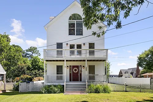 104 Pulaski St #A Photo 1