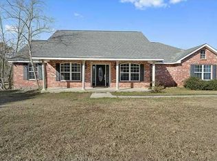 9182 Henry Shubert Rd, Bay Saint Louis, MS 39520