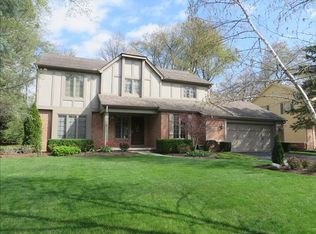 7256 Whispering Oak Dr, Sylvania, OH 43560