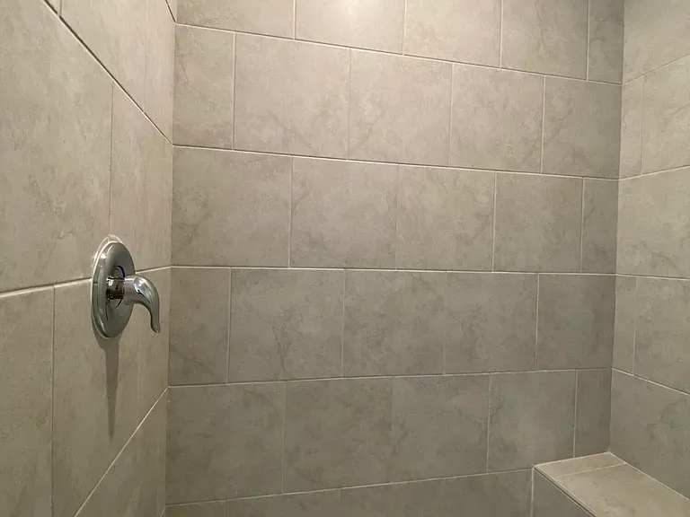 706 Gimari Dr — Photo 17