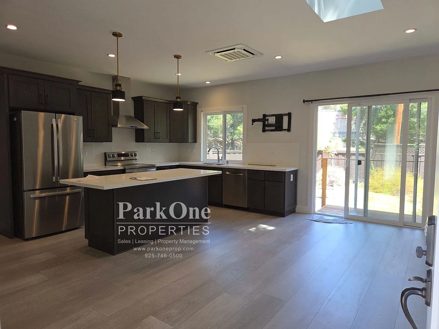 Updated Spacious ADU Available Now! — Photo 2
