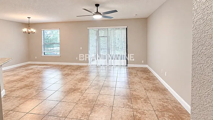 3 bed, 2.5 bath, 1888 sqft, $2,195 — Photo 4
