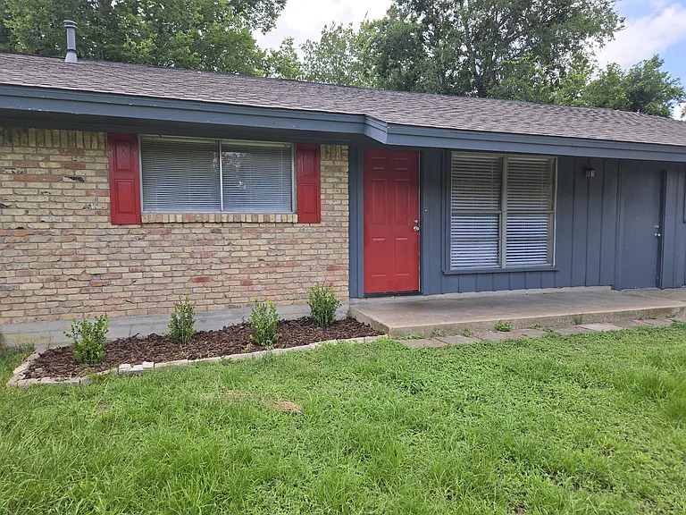 3412 Sandra Dr — Photo 8
