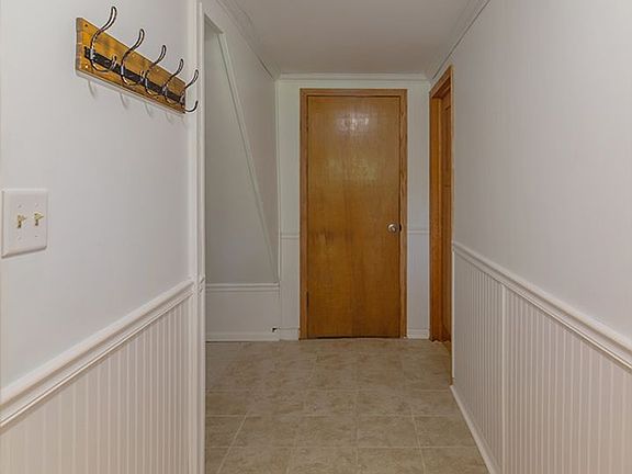 4th image of 2218 Cedar Acres Dr #B