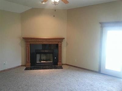 3rd image of 1806 SW Driftwood Dr