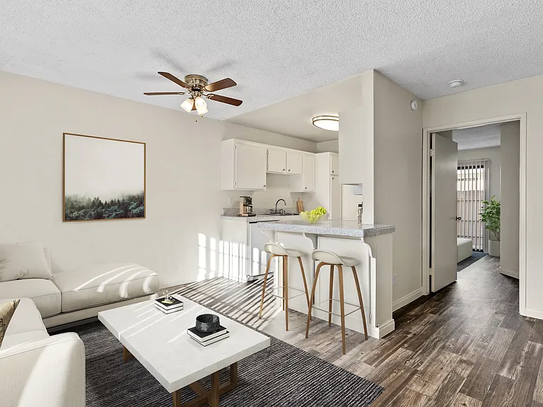 Vista Hermosa Apartments — Photo 3