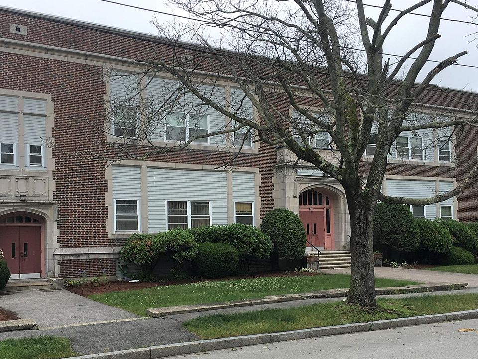 Middlesex Ave Building