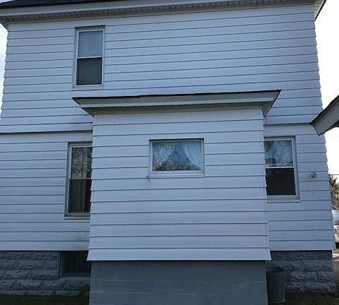 2nd image of 100 Hiram Ave