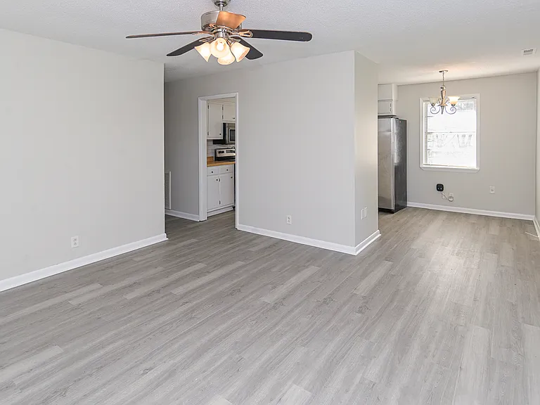 156 Macon Rd — Photo 4