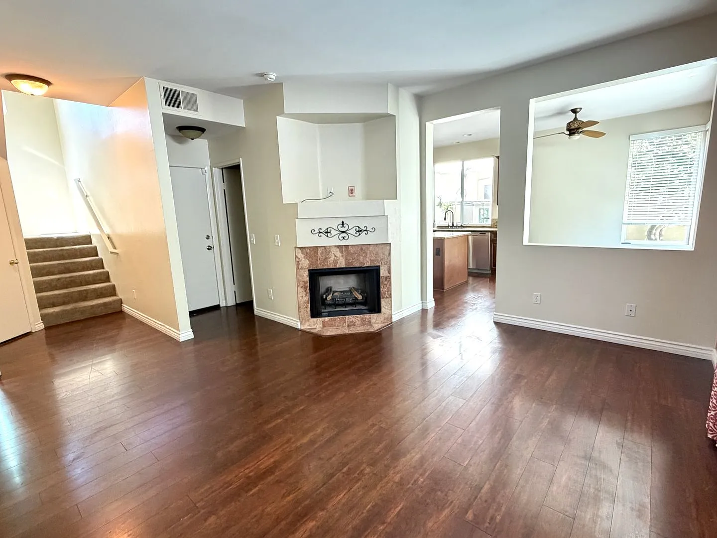 Rare Discovery Hills Gem 3 Bedroom Home with Serene Backyard Oasis — Photo 3
