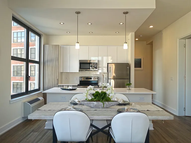 333 Grand St — Photo 7