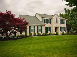 40 Barley Sheaf Rd, Flemington, NJ 08822