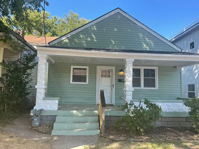 1428 S Hancock St — Photo 11