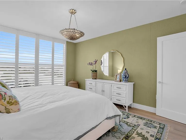 13945 Old Coast Rd #301 — Photo 17
