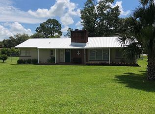 405 NE 2nd St, Chiefland, FL 32626